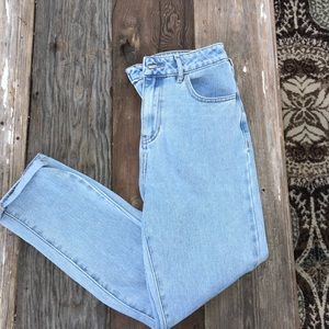 Mom jeans